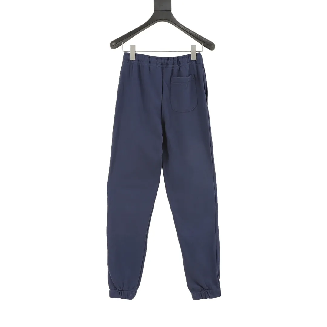 🅿️480 Ralph Lauren solid color embroidered Logo classic embroidered terry solid color sweatpants with extremely soft and comfortable upper body. The texture, washability and durability are all of high quality. Suitable for the season. A cost-effective product that can be worn by both men and women. Needless to say, the quality of the pants can be easily worn by both young and old. The first choice for sports and fitness versatile pants for casual daily life. The highlight is the three-dimensional logo embroidery. Simple brand Keep up with fashion trends SIZE:M-2XL